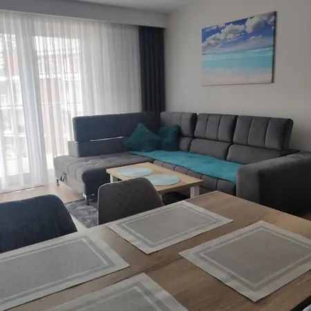Apartamento Szafir W Budynku Basenowym Morska Klifowa