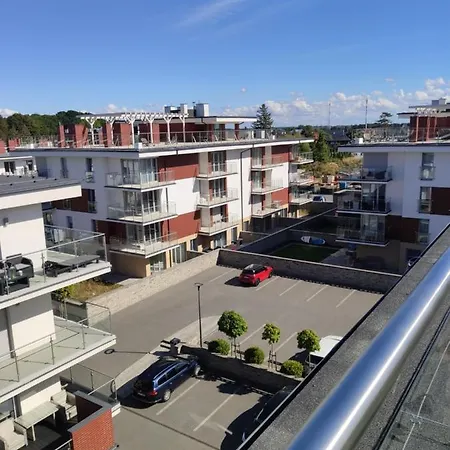 Szafir W Budynku Basenowym Morska Klifowa Apartamento Rewal