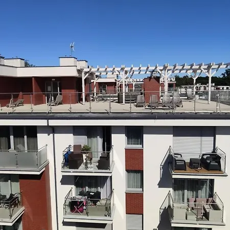 Apartamento Szafir W Budynku Basenowym Morska Klifowa *
